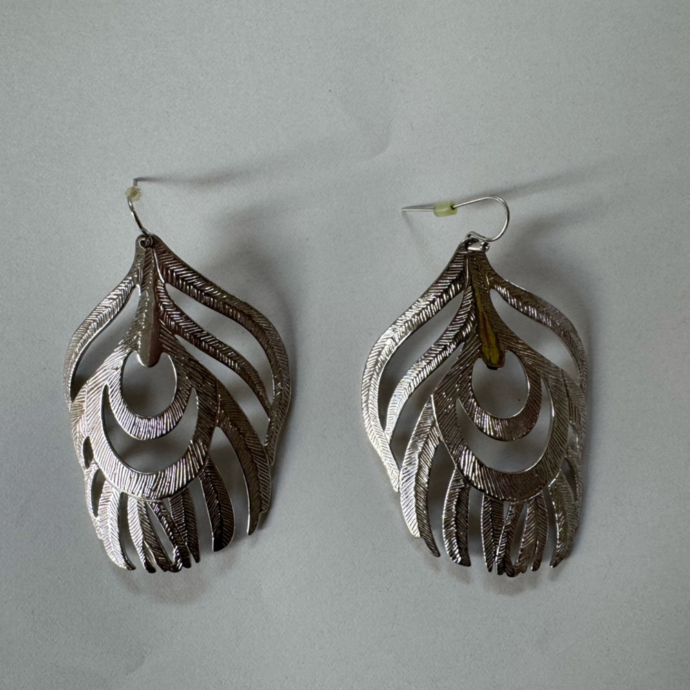 Kendra Scott Silver Feather Earrings